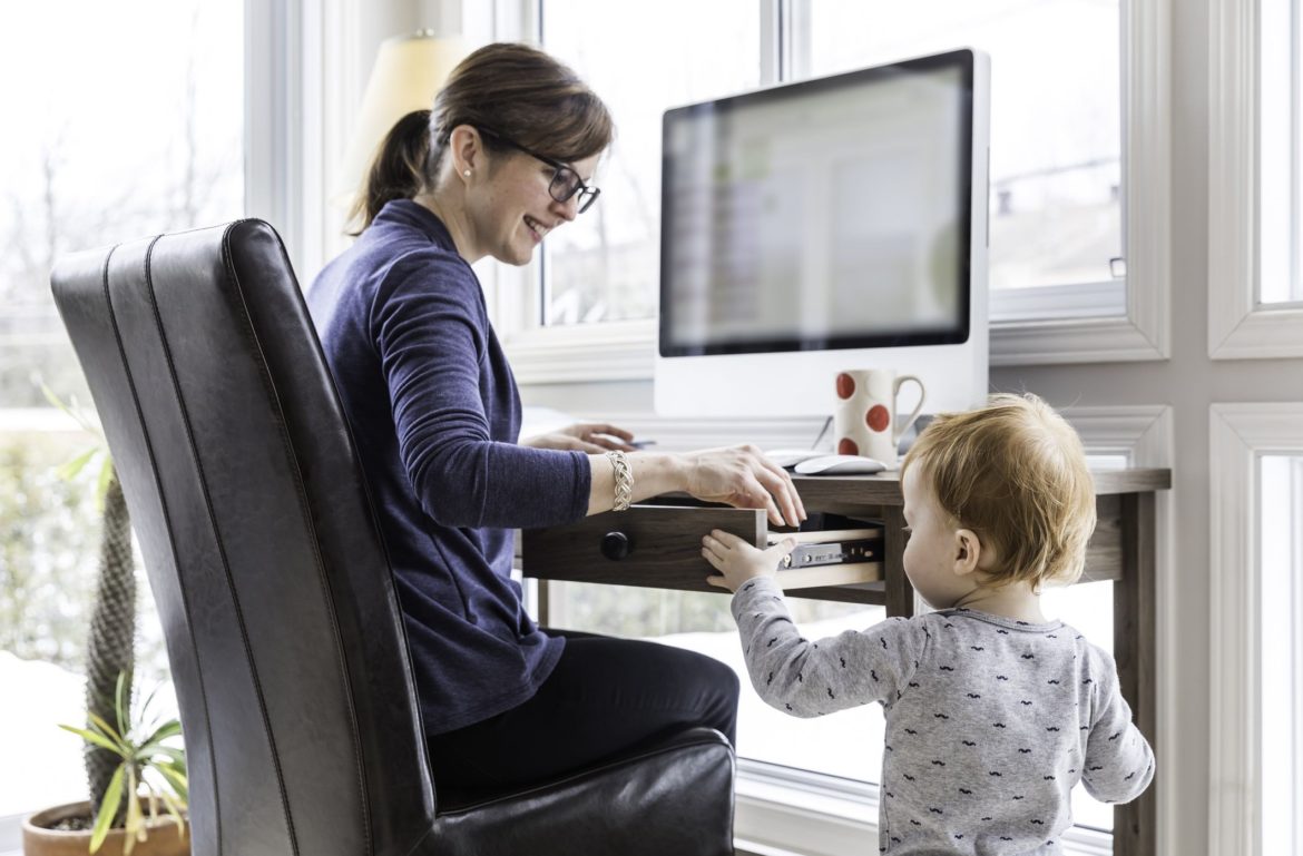 Ирска станува првата земја во која вработените ќе имаат законско право засекогаш да работат од дома