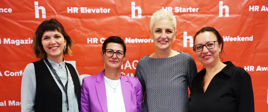 SYNAPSEHR: КОЛЕКТИВНА ЕКСПЕРТИЗА ЗА ЈАСНОСТ, ПЕРФОРМАНС И ОДРЖЛИВ РАСТ